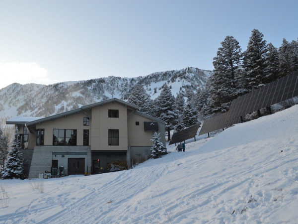 50kW array next to Deer Park Chalet